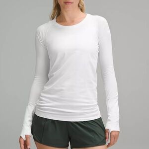 Lulu white long sleeve athletic top.